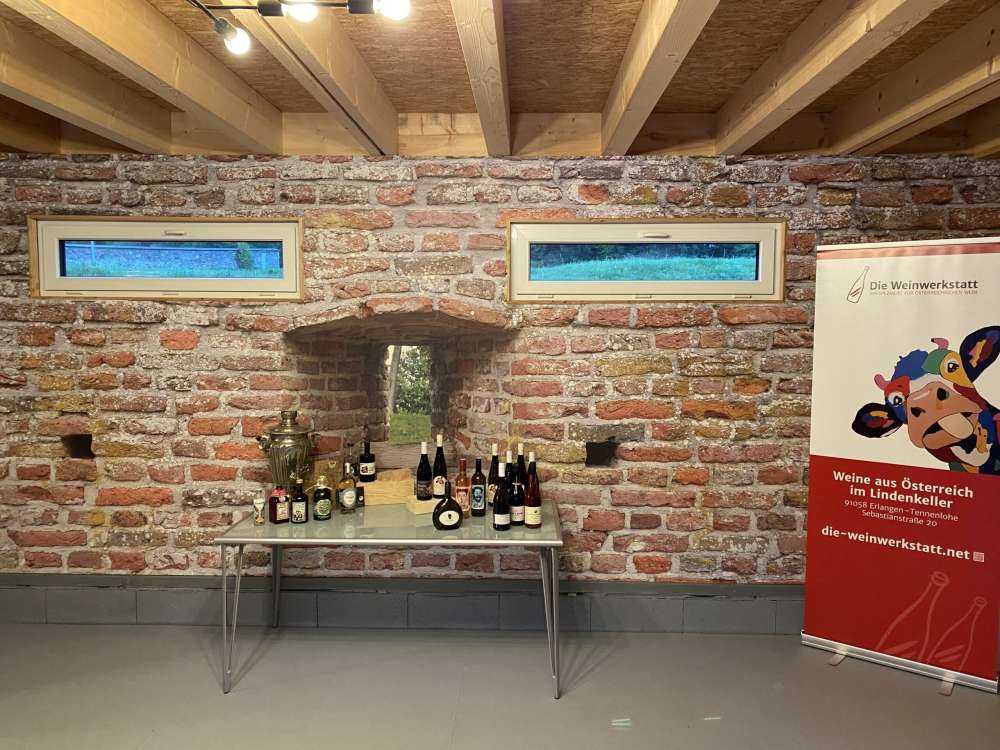 Stadtmauer mit Durchblick