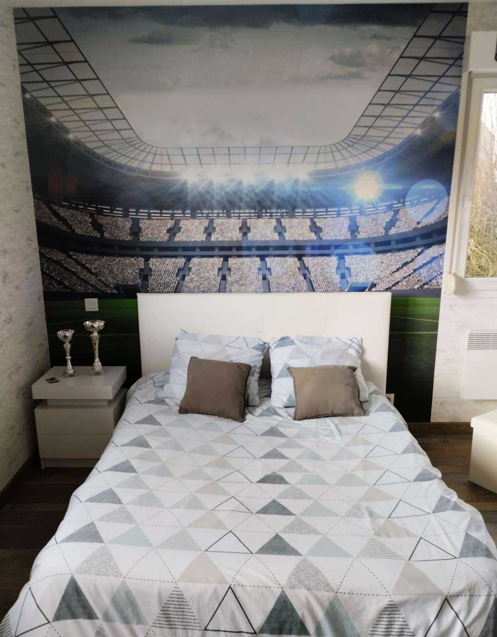 Stadion mit offenem Dach