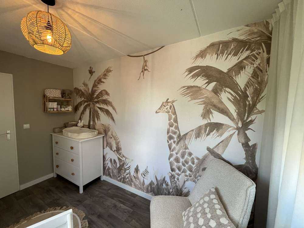 Verschiedene Dschungeltiere in Taupe