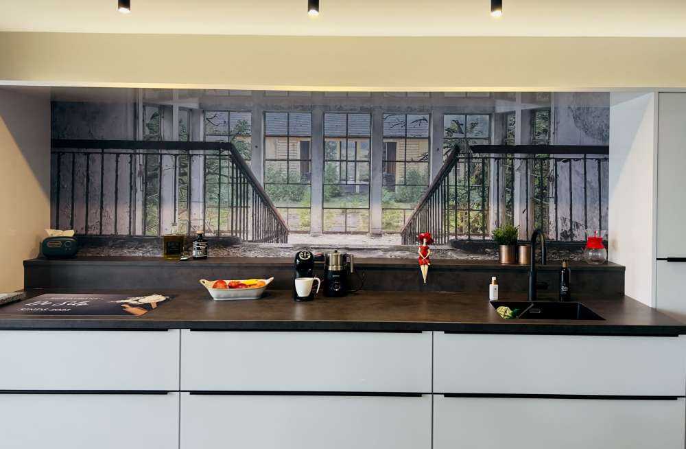 Treppe in verlassenem Gebäude