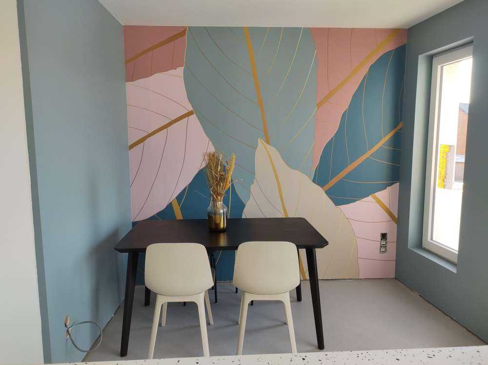 Tropische Blätter mit Gold