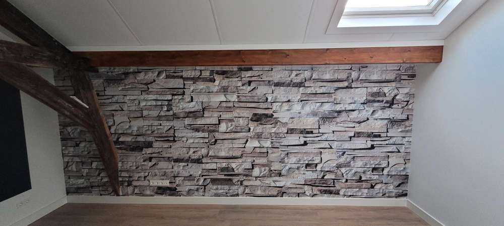 Tapete mit gestapelten Steinen