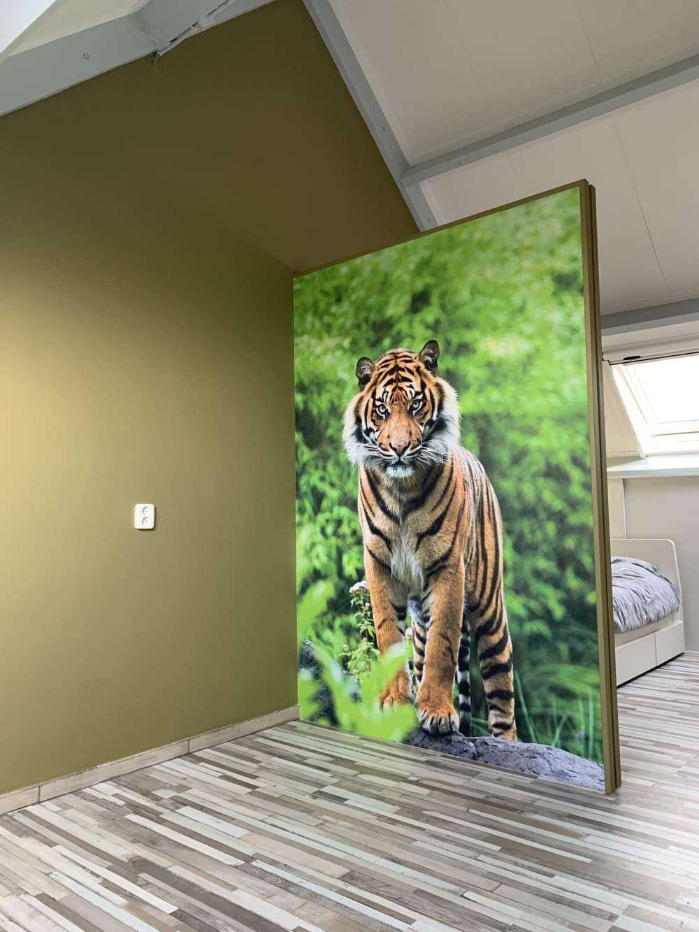 Tiger auf einem Stein
