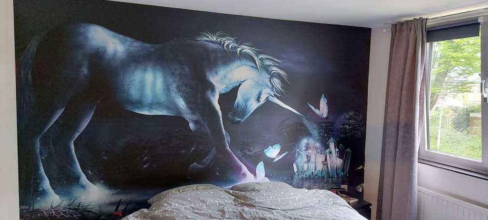 Spielendes Einhorn
