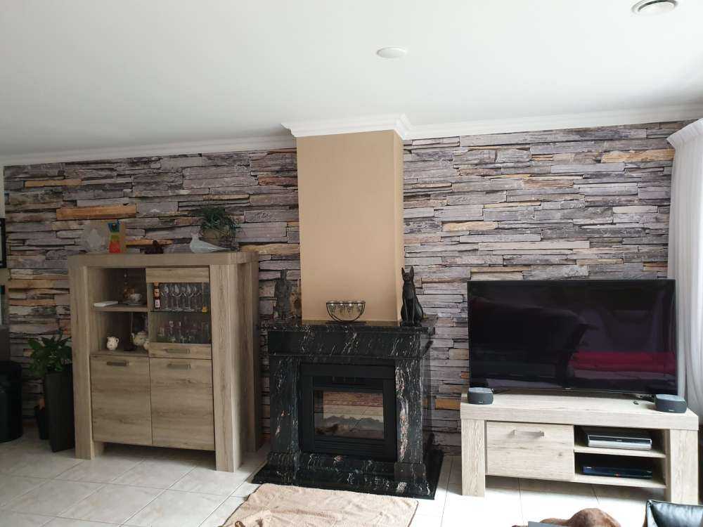 Tapete mit gestapelten Steinen