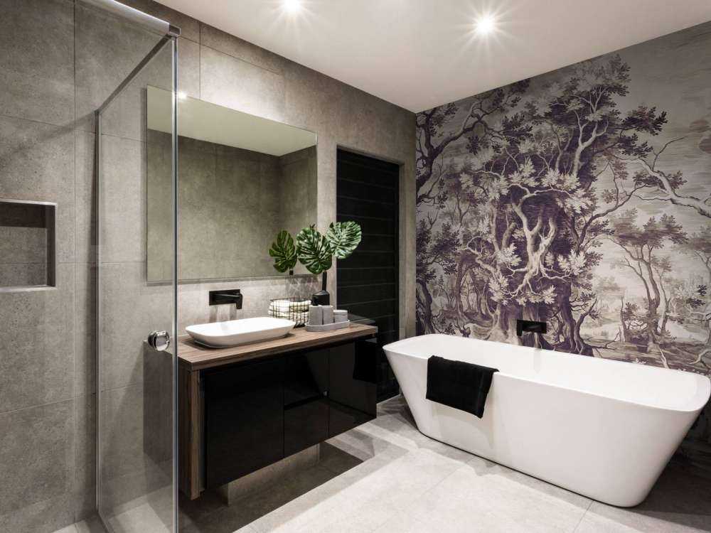 Mystischer Wald in Sepia