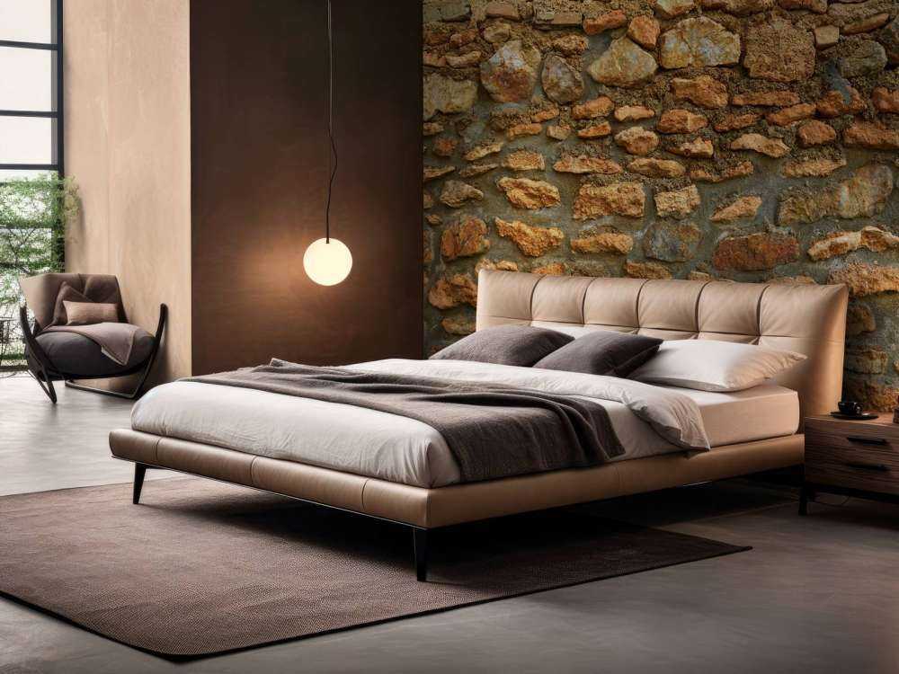 Große Wand mit Rohsteinen in verschiedenen Größen