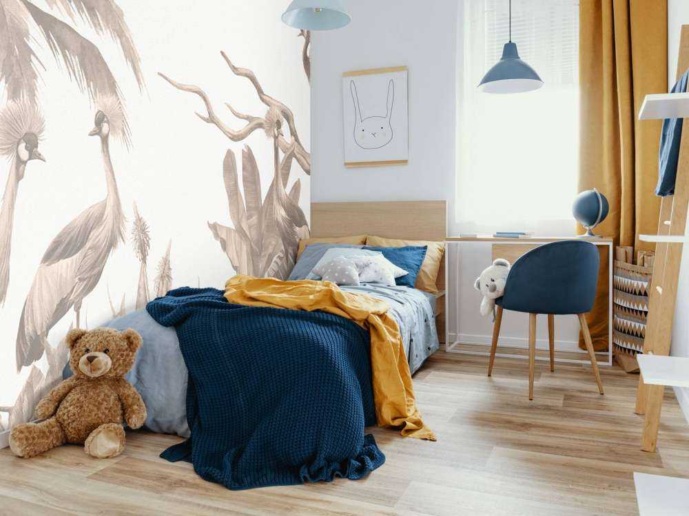 Dschungel mit Kranichen in Taupe