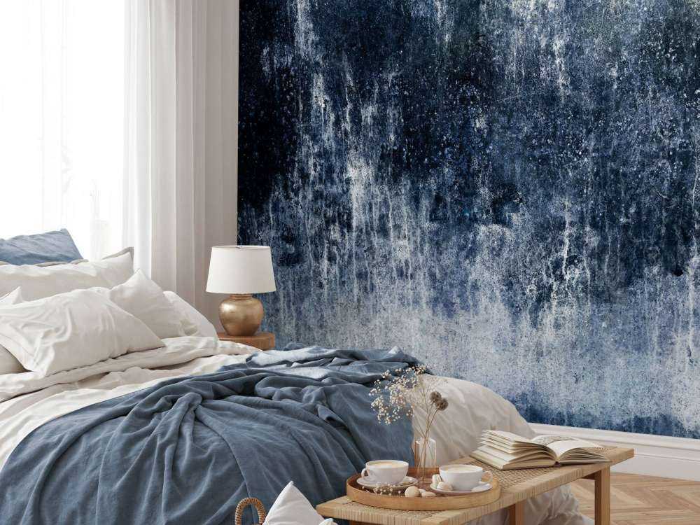 Alte verwitterte blaue Wand