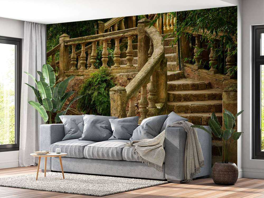 Alte Treppe nach oben