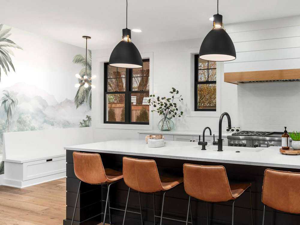 Grünes Bergtropen Panorama