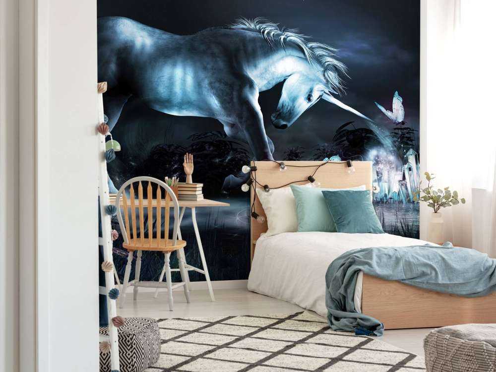 Spielendes Einhorn