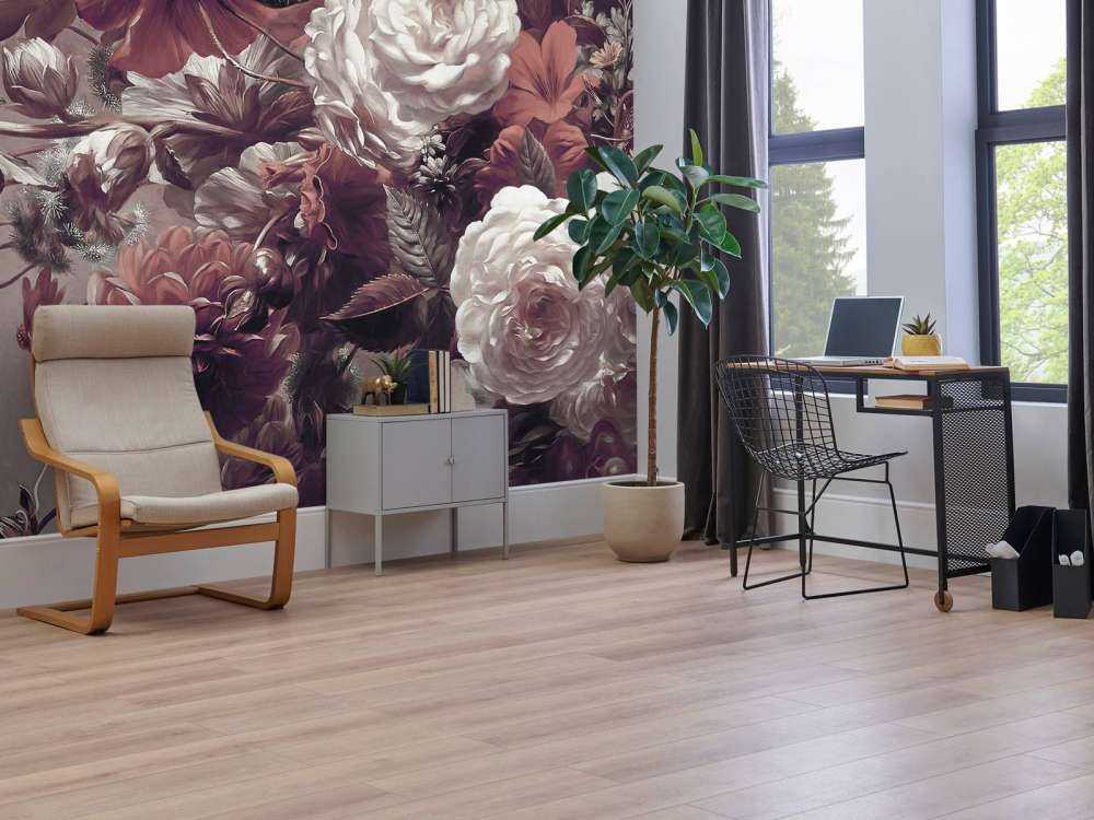 Großer Strauß mit roten Mohnblumen