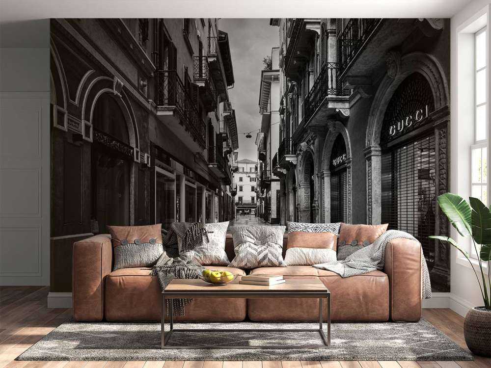 Einkaufsstraße in Schwarz und Weiß