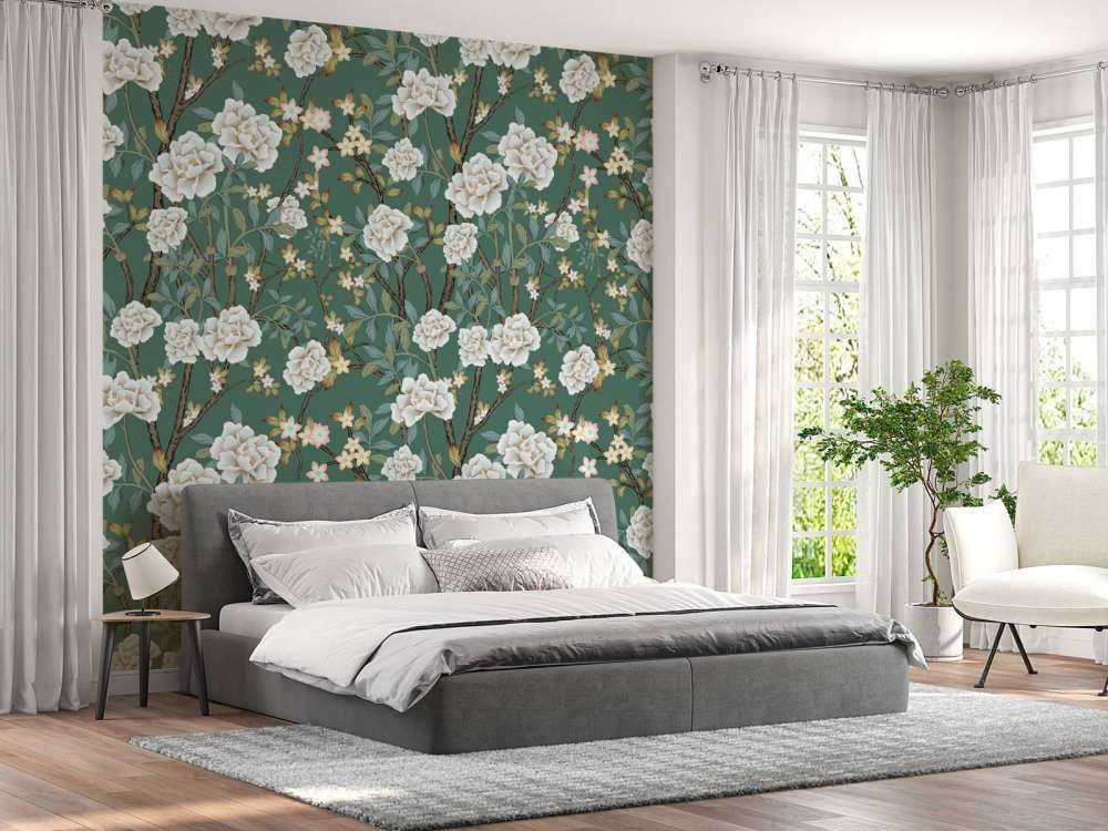 Pfingstrosen auf grünem Hintergrund