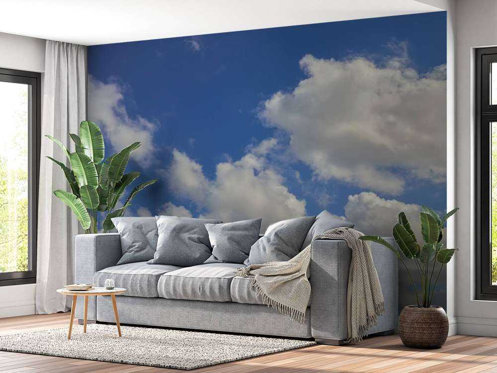 Wolken am blauen Himmel