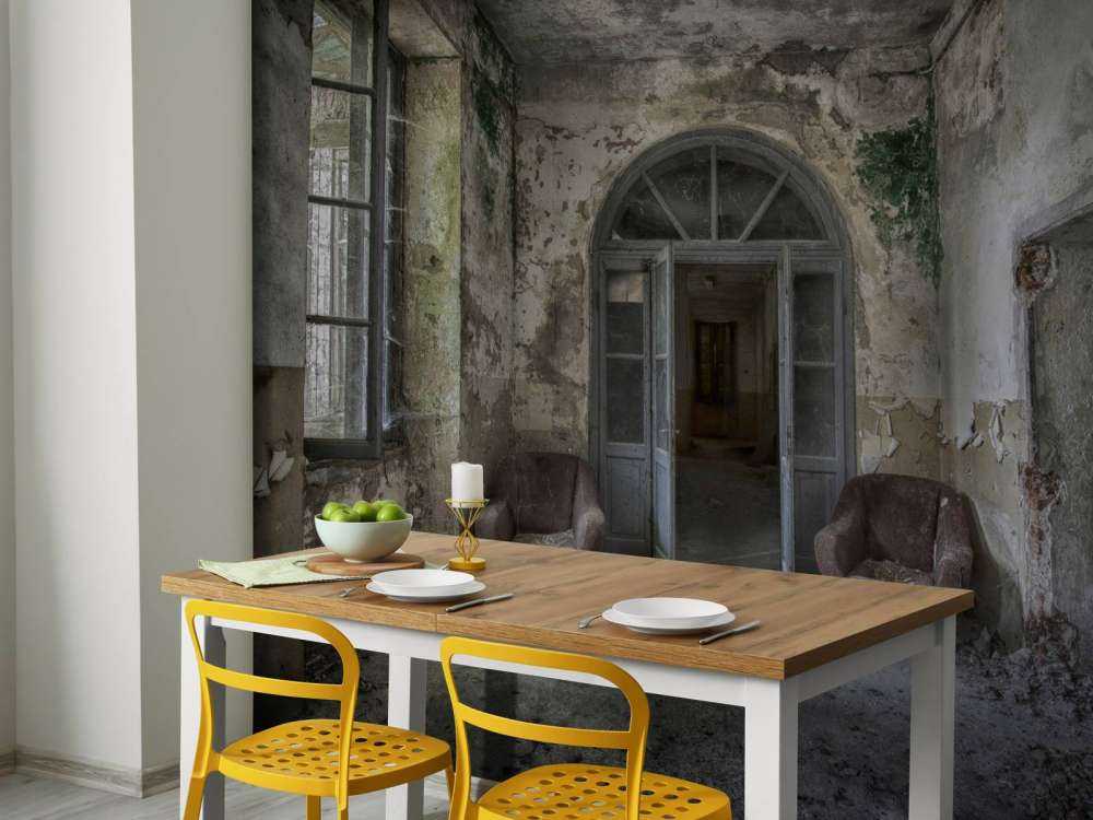 Korridor in verlassenem Haus
