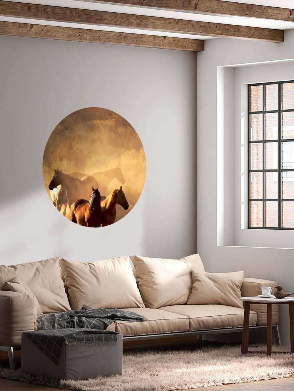 Pferde während des Sonnenuntergangs