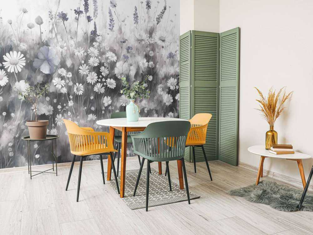 Üppiges Grün des Sommers Sanftes Beige