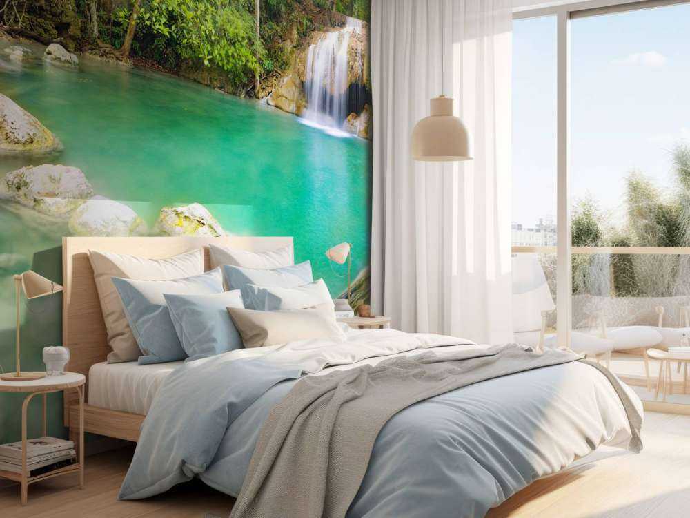 Schöner Wasserfall in Thailand