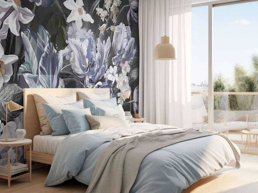 Strauß mit blauen Pfingstrosen