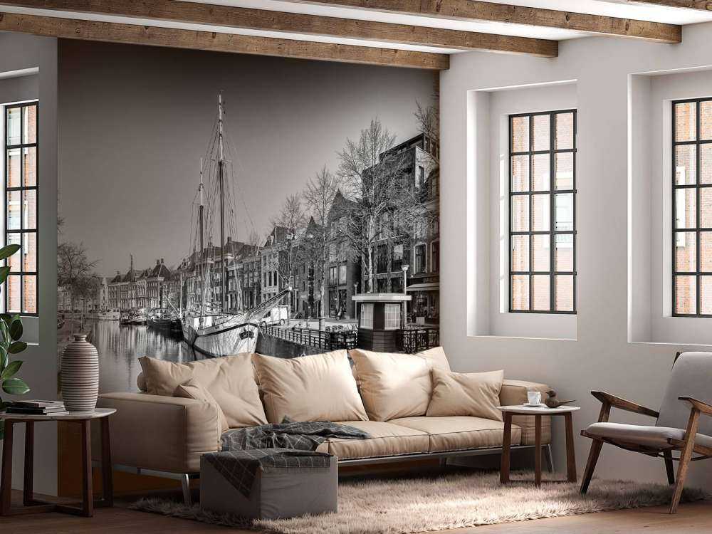 Historisches Schiff im Fluss A in Groningen In Schwarz und Weiß 