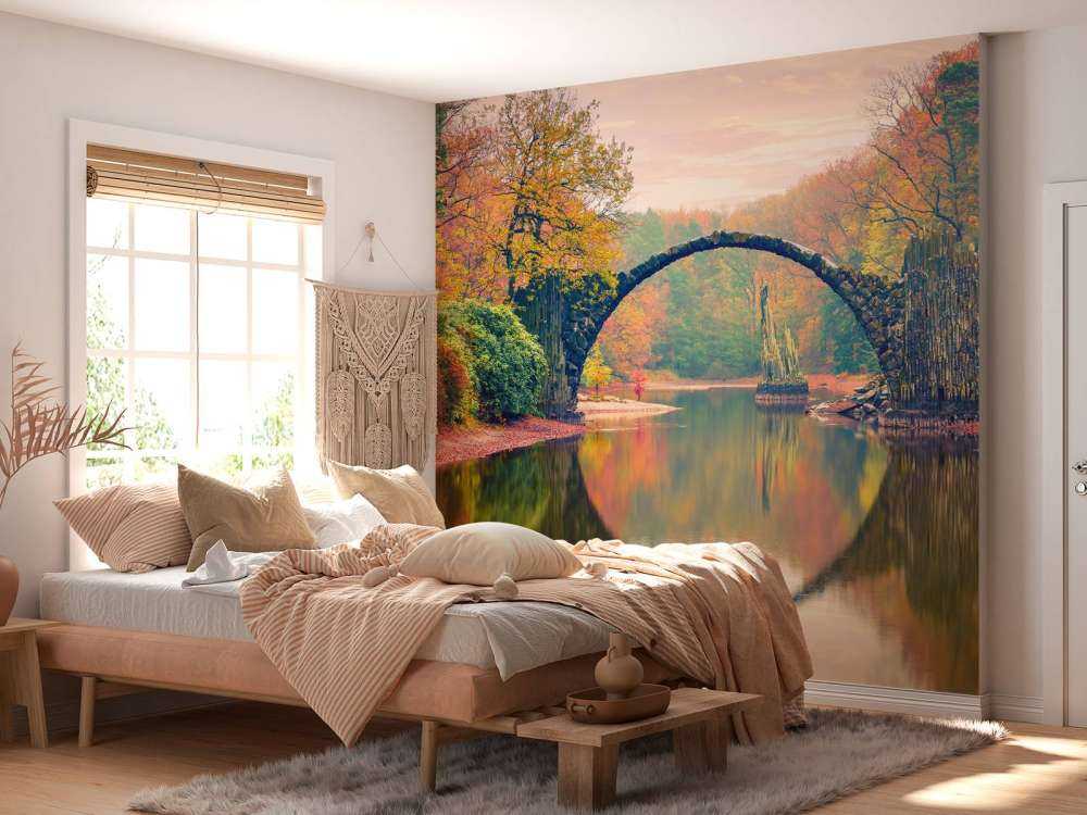 Brücke über den See