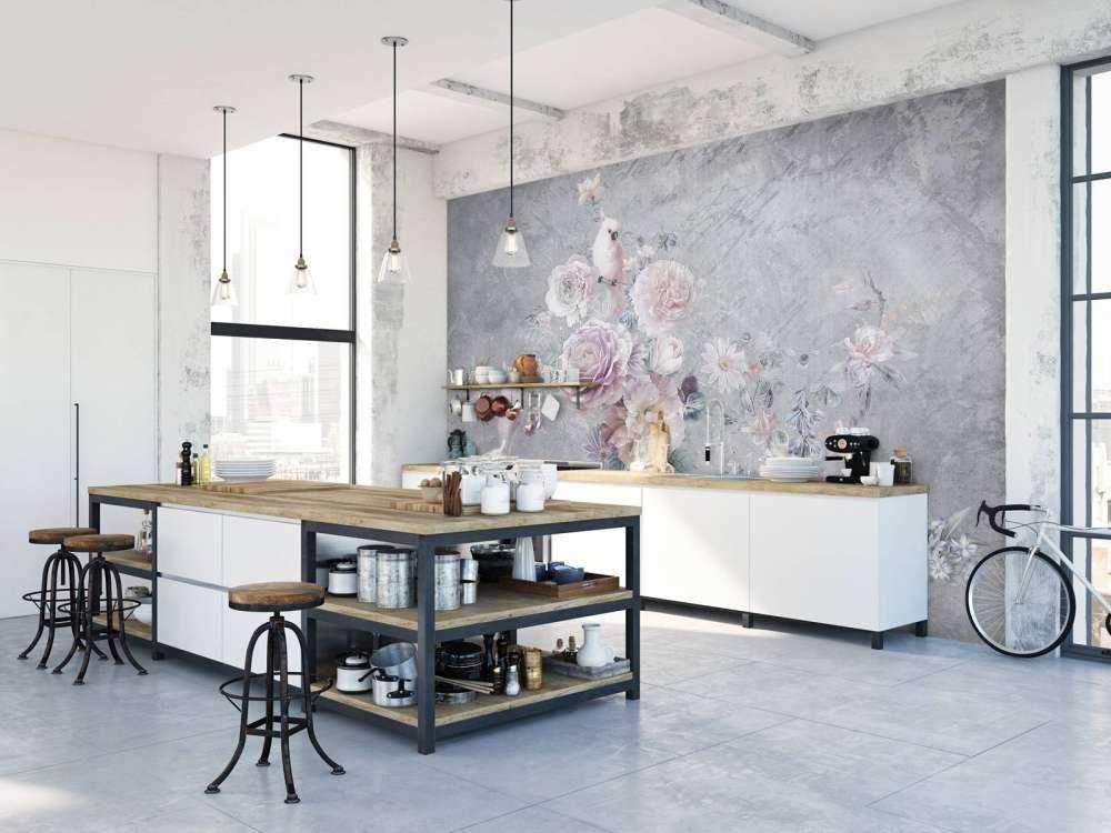 Papageien zwischen Blumen