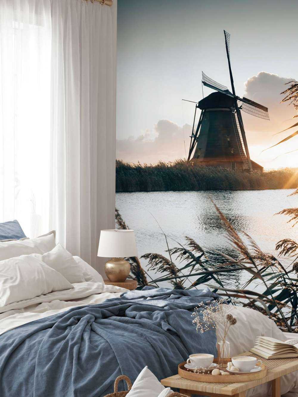 Windmühle bei Sonnenaufgang