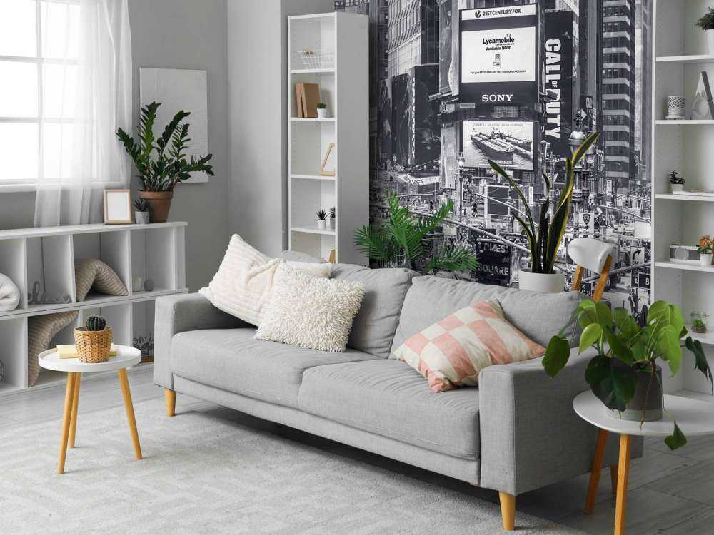 Commuters on busy Broadway in Ney York City near Times Square