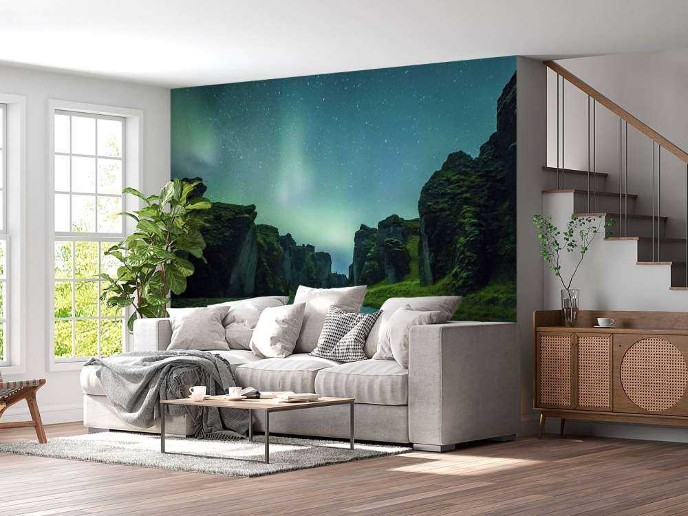 Nordlicht über den Bergen