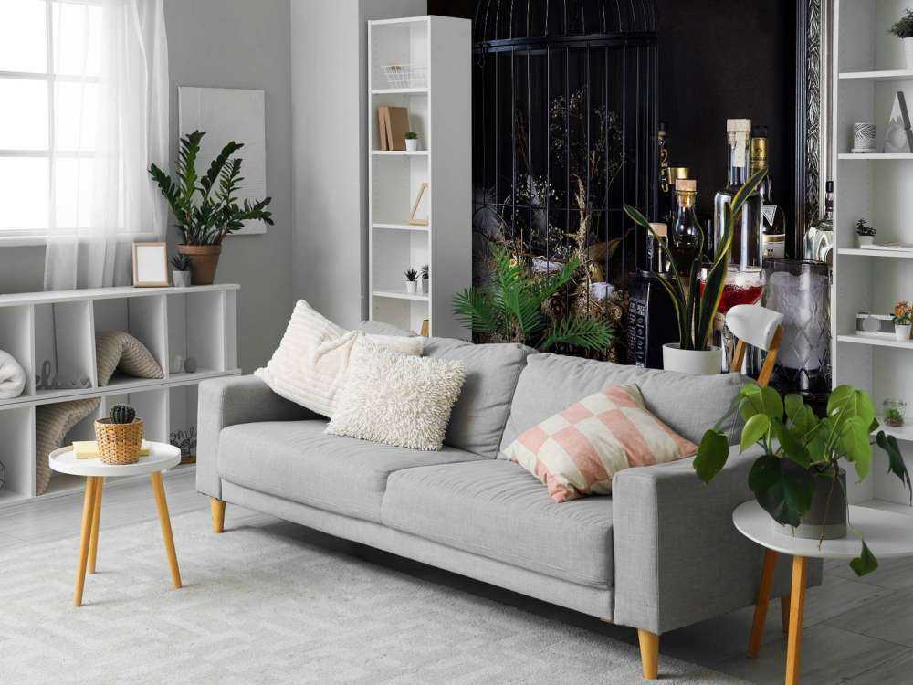 Stilleben mit Getränkeflaschen