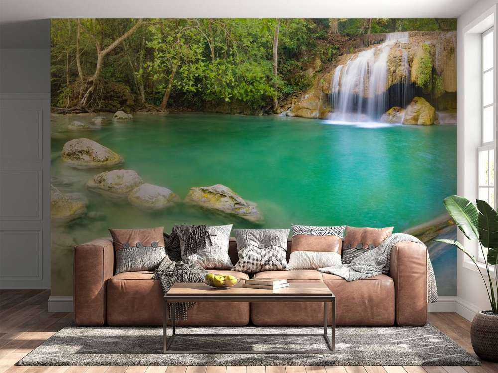 Schöner Wasserfall in Thailand