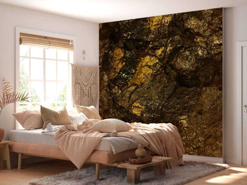 Stein mit Gold