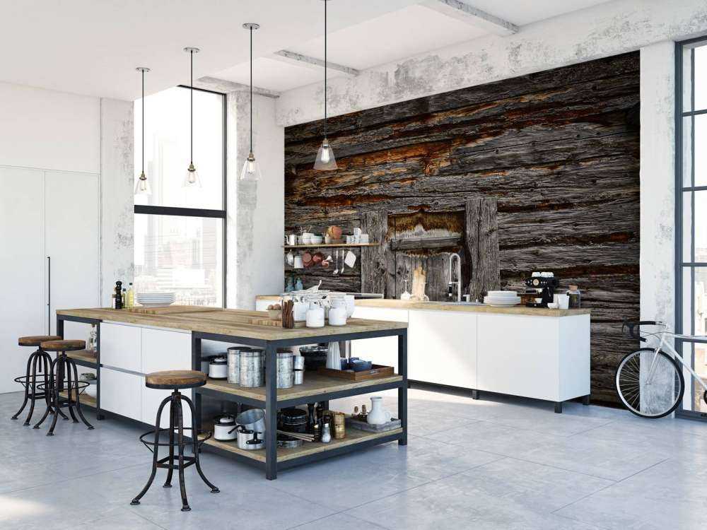 Dunkles Holz mit Tür