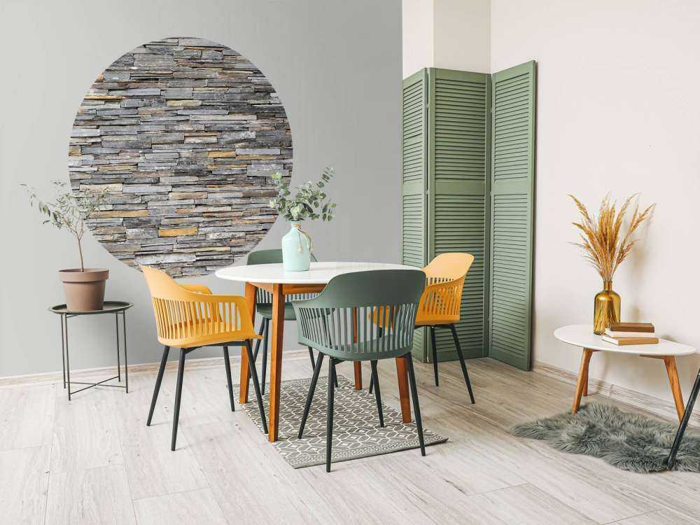 Tapete mit gestapelten Steinen