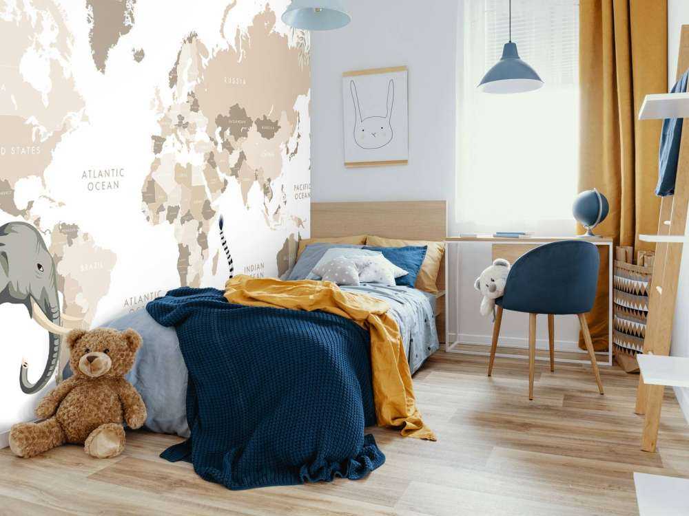 Weltkarte mit Dschungeltieren