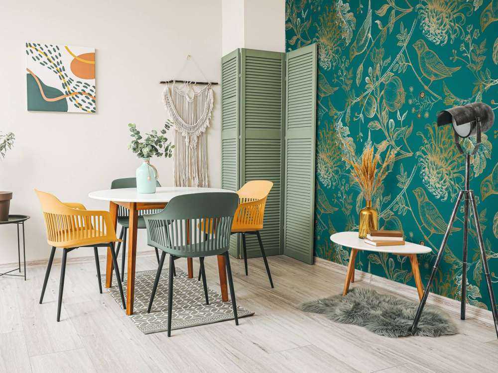 Chrysantheme und Vogelmuster