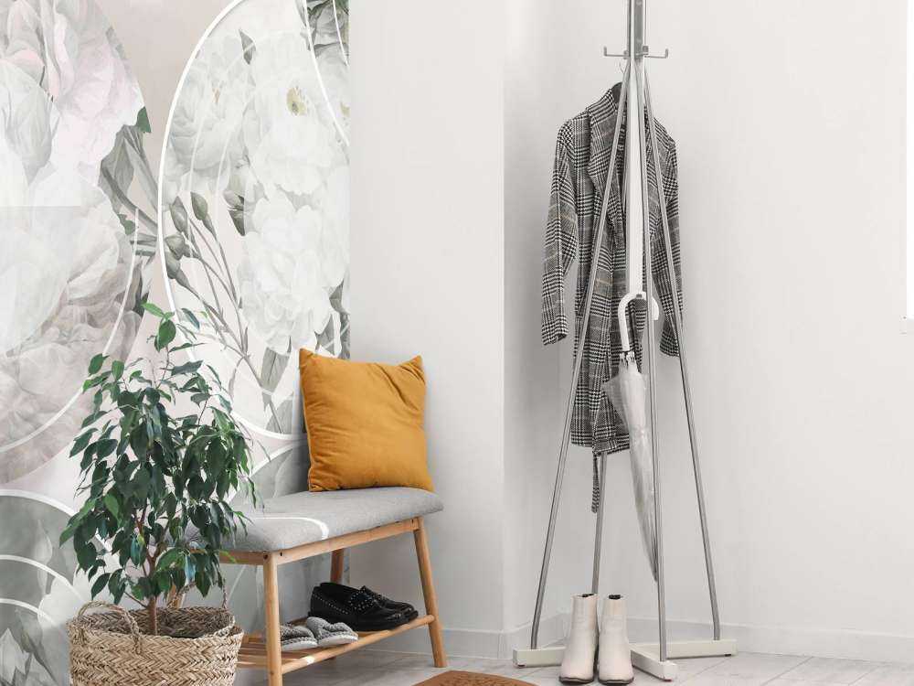 Zeitlose florale Eleganz - Sanftes Weiß