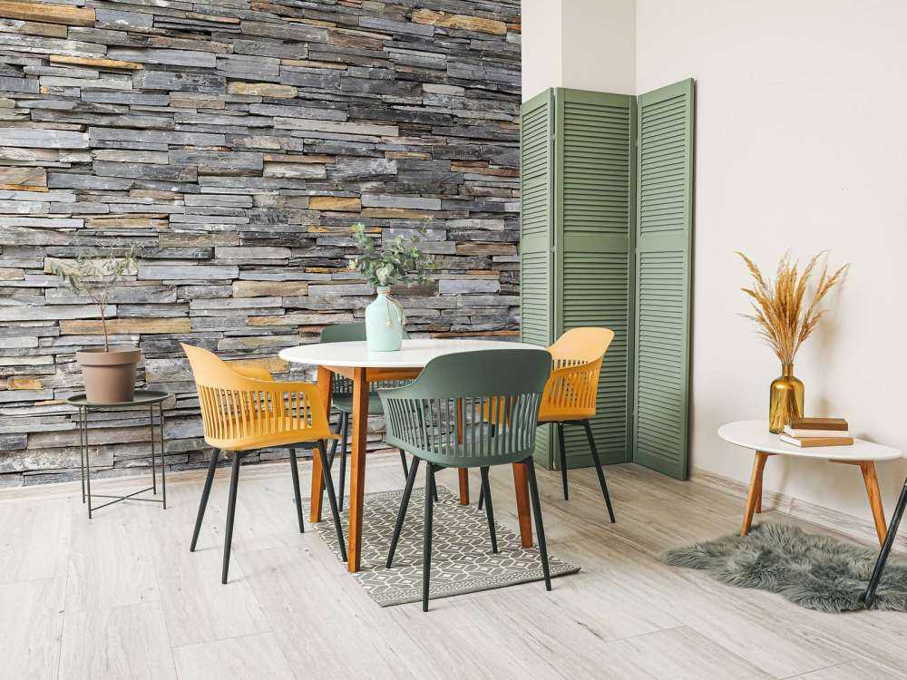 Tapete mit gestapelten Steinen