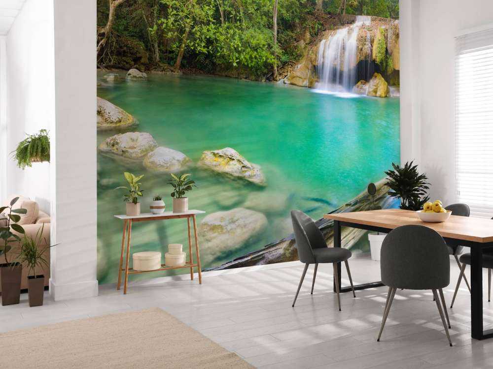 Schöner Wasserfall in Thailand