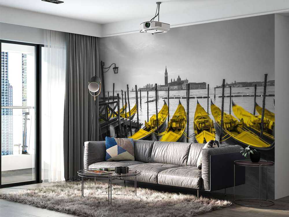 Gondeln entlang des Kanals