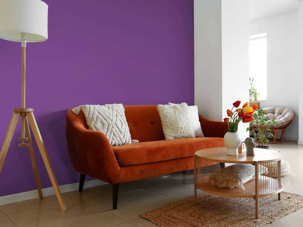 Maximal violett