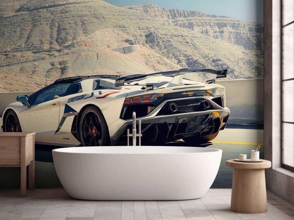 Supercar auf Bergpass