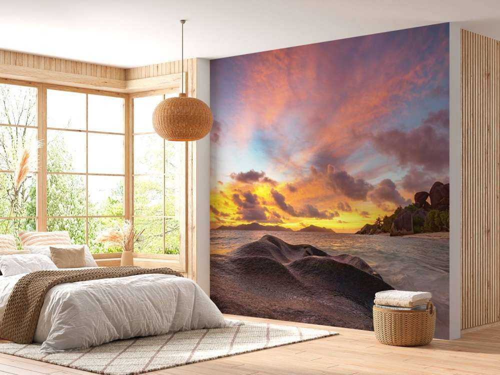 Sonnenuntergang am tropischen Strand