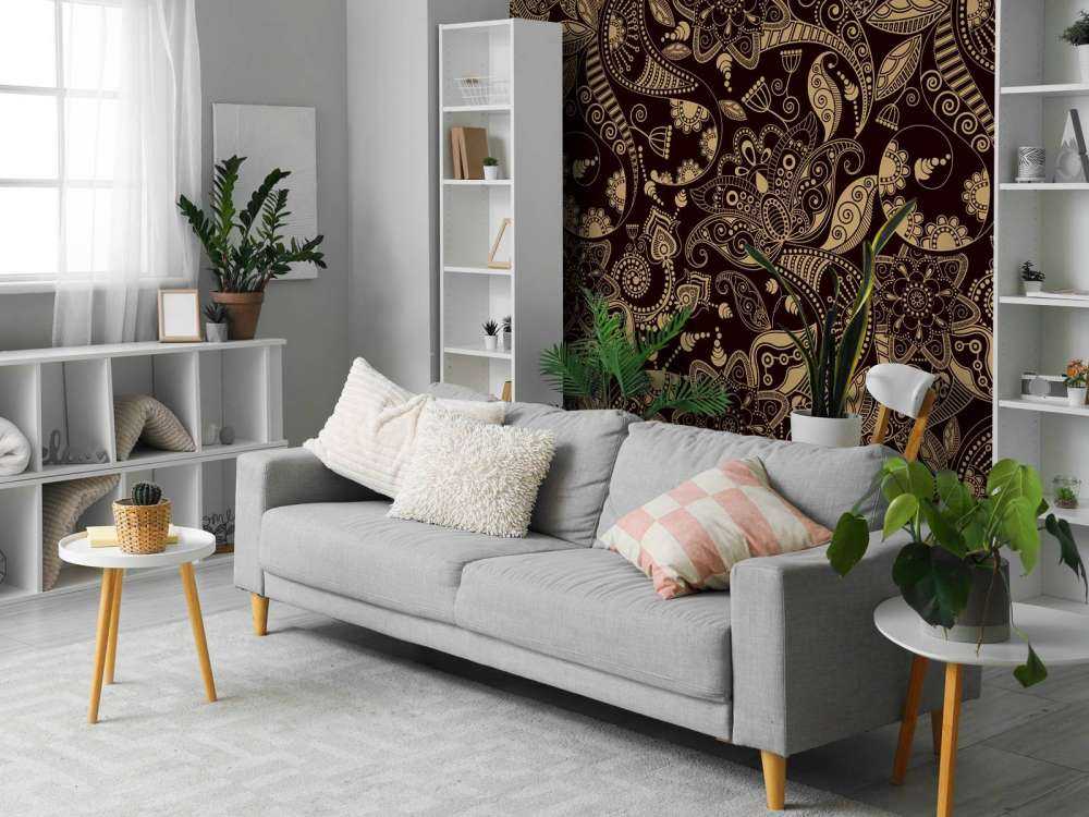 Goldene Blumenmuster