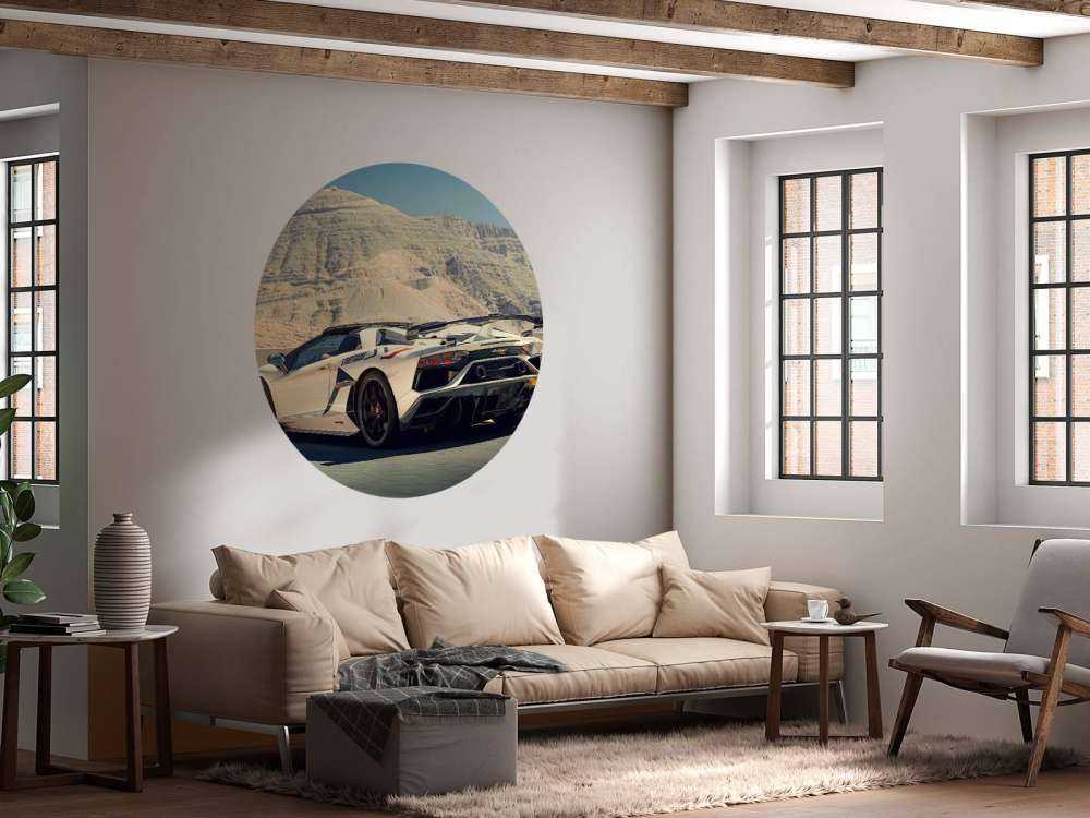 Supercar auf Bergpass