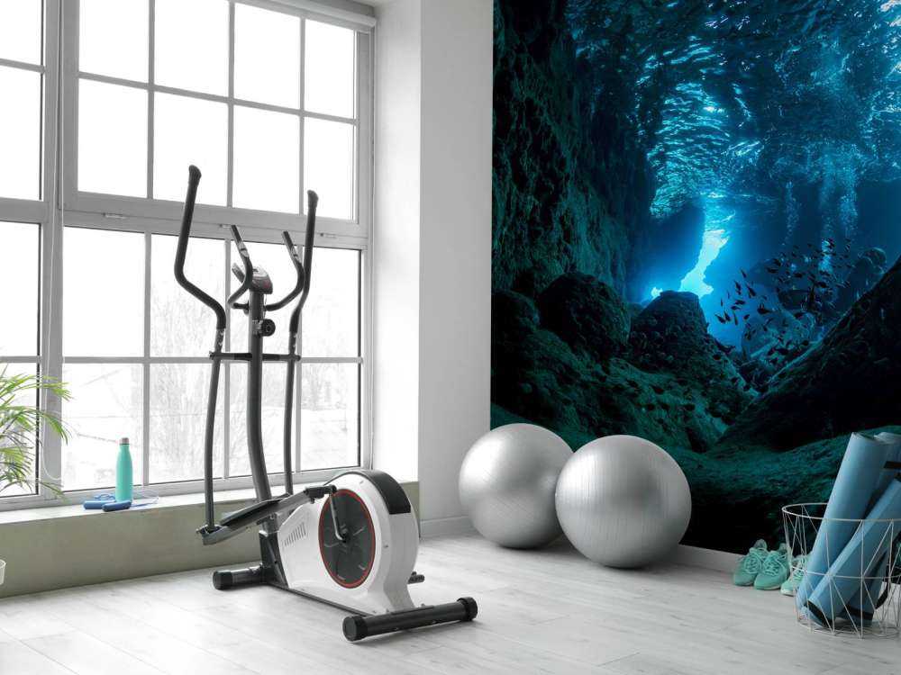 Sonnenstrahlen in Unterwasserhöhle