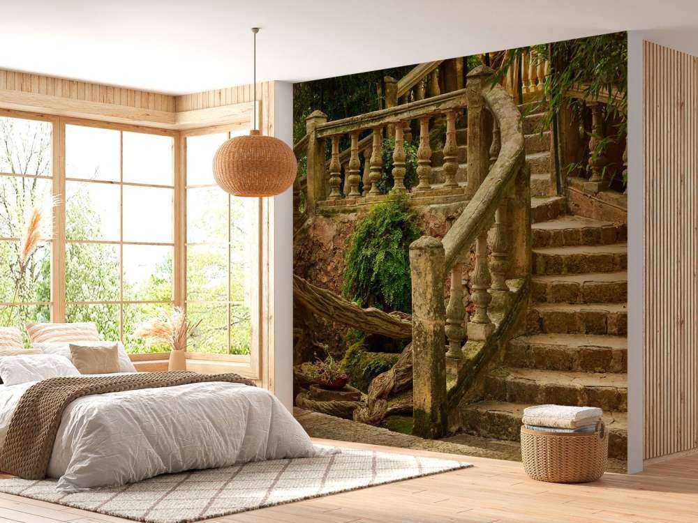 Alte Treppe nach oben