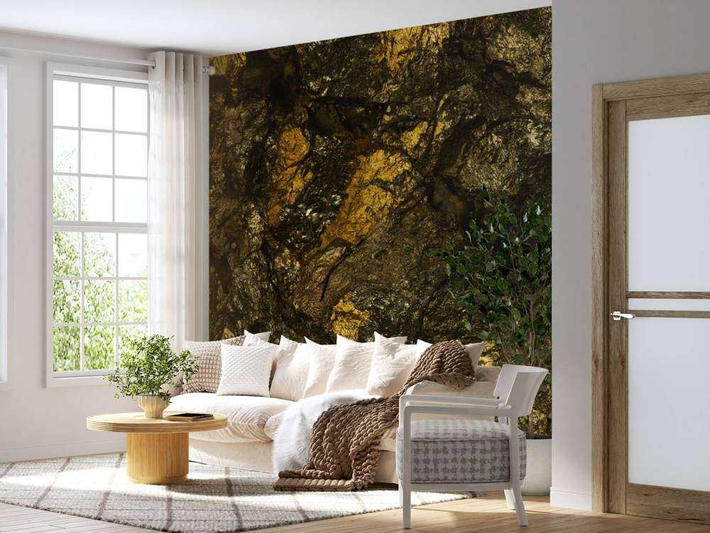 Stein mit Gold